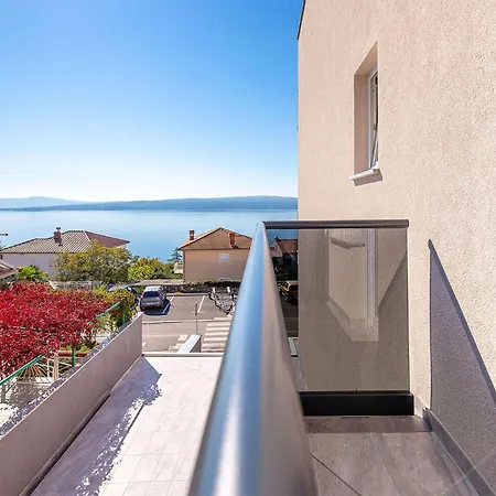 3 Bedroom Stunning In * Dramalj